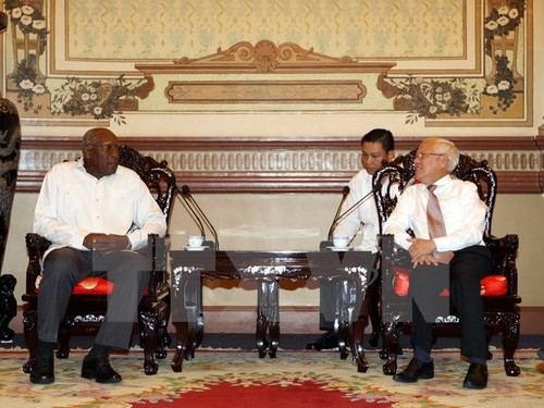 HCMC leader receives high-level Cuban delegation - ảnh 1
